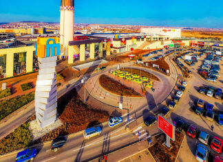 Weekend plin la Iulius Mall Suceava: sesiuni de zumba, preparate culinare mediteraneene, ateliere de creație și expoziția Da Vinci