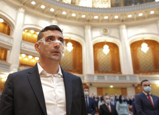 Gafă de proporții: George Simion l-a confundat pe Mihai Eminescu cu obscurul poet Marian Bamboi