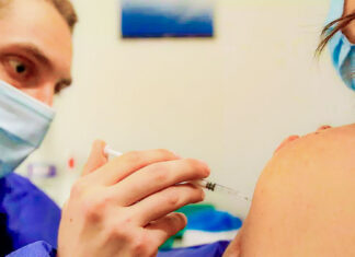 Suspiciuni de fraudă în procesul de vaccinare de la DSP Suceava. Poliția a deschis dosar penal pentru fals intelectual