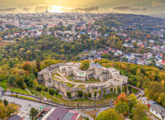 Municipiul Suceava a intrat în „scenariul roșu”. 29 de localități din județ sunt în „zona roșie”, cea mai mare rată de infectare fiind în Ipotești-12,4 la mia de locuitori