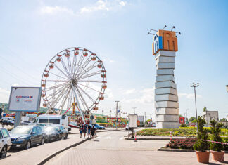 Roată panoramică de 30 de metri înălțime, atracții pentru copii și momente pline de adrenalină, la Iulius Mall Suceava