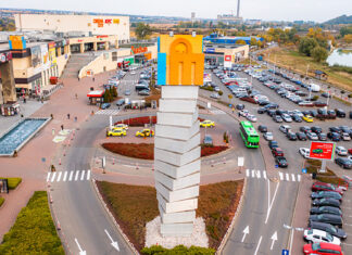 Spectacol pe două roți, la Iulius Mall Suceava: show de acrobații cu motocicleta și competiții pentru pasionați