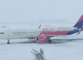 Ninsorile și viscolul au blocat Aeroportul Suceava , două zboruri au fost anulate de ninsorile intense